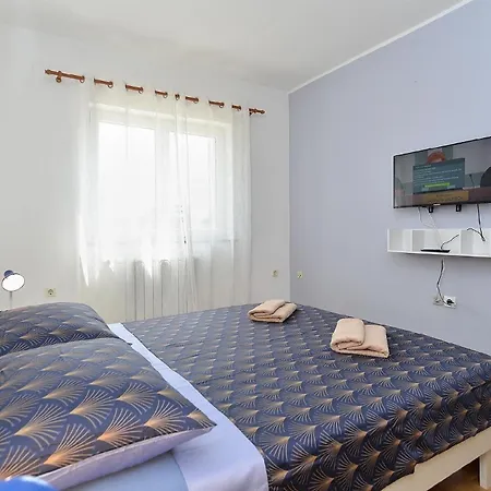 Apartamento Für 3 Personen Ca 48 Qm In červar-porat, Istrien Istrische Riviera *