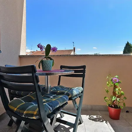 Fuer 3 Personen Ca 48 Qm In Cervar-porat, Istrien Istrische Riviera Poreč